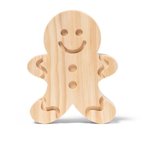 Freestanding wood Mondo llama gingerbread man - Picture 2 of 5